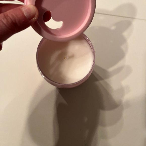 Scented Candle by DW Home Berry Fizz  – TikTok Famous Soda Can Design (hol/x) - Picture 6 of 10